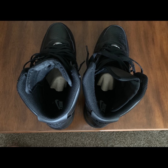 SOLD☝🏼☝🏼NIKE AF-1 HI TOPS 100% AUTHENTIC - Picture 5 of 6